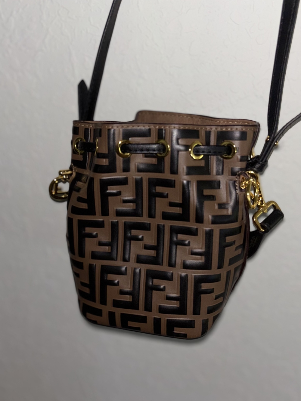 Fendi Black Embossed Logo Shoulder Bag - Picture 5 of 9